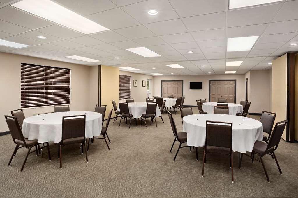 Country Inn & Suites By Radisson, Charlotte University Place, Nc สิ่งอำนวยความสะดวก รูปภาพ