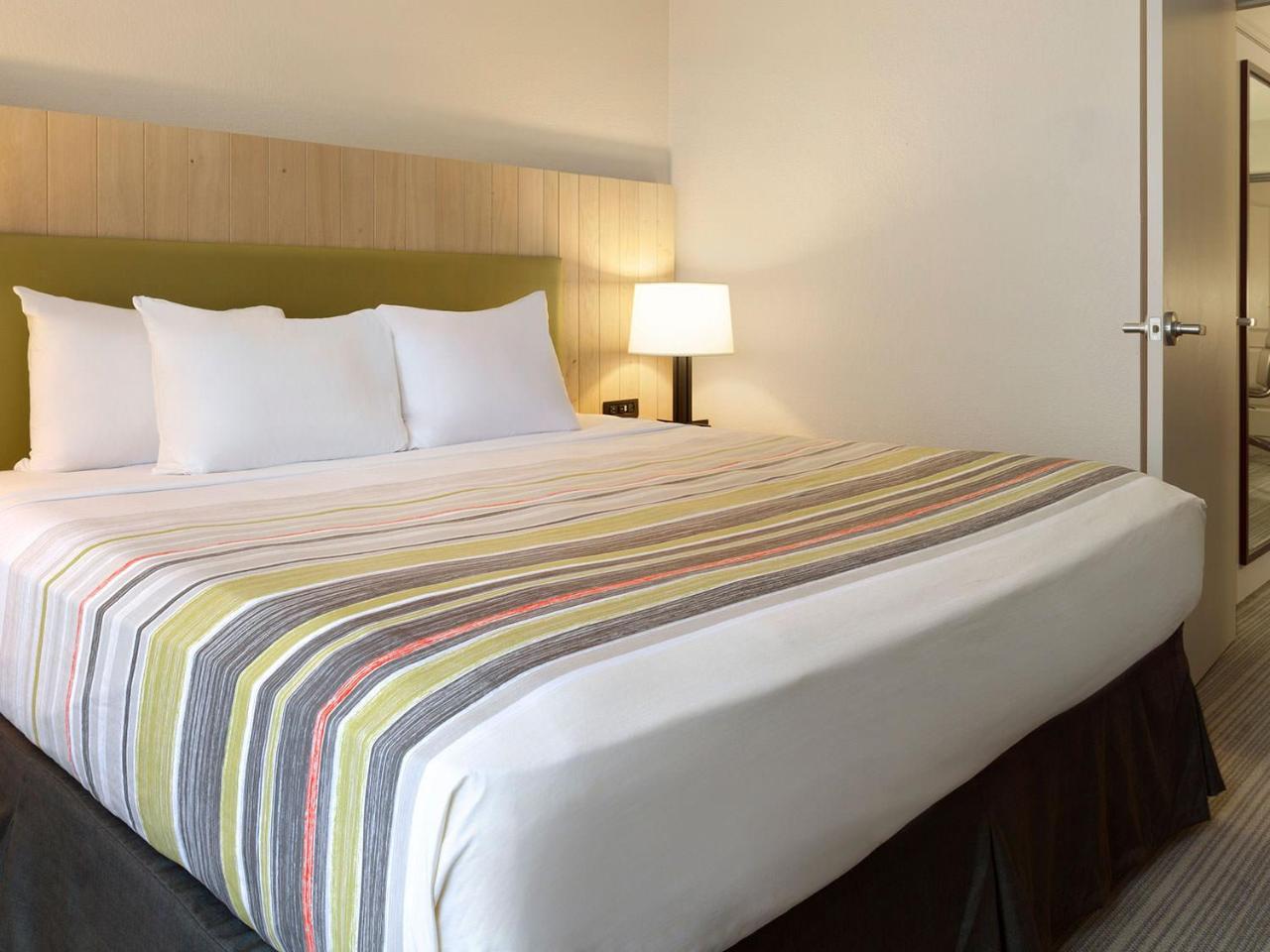 Country Inn & Suites By Radisson, Charlotte University Place, Nc ภายนอก รูปภาพ