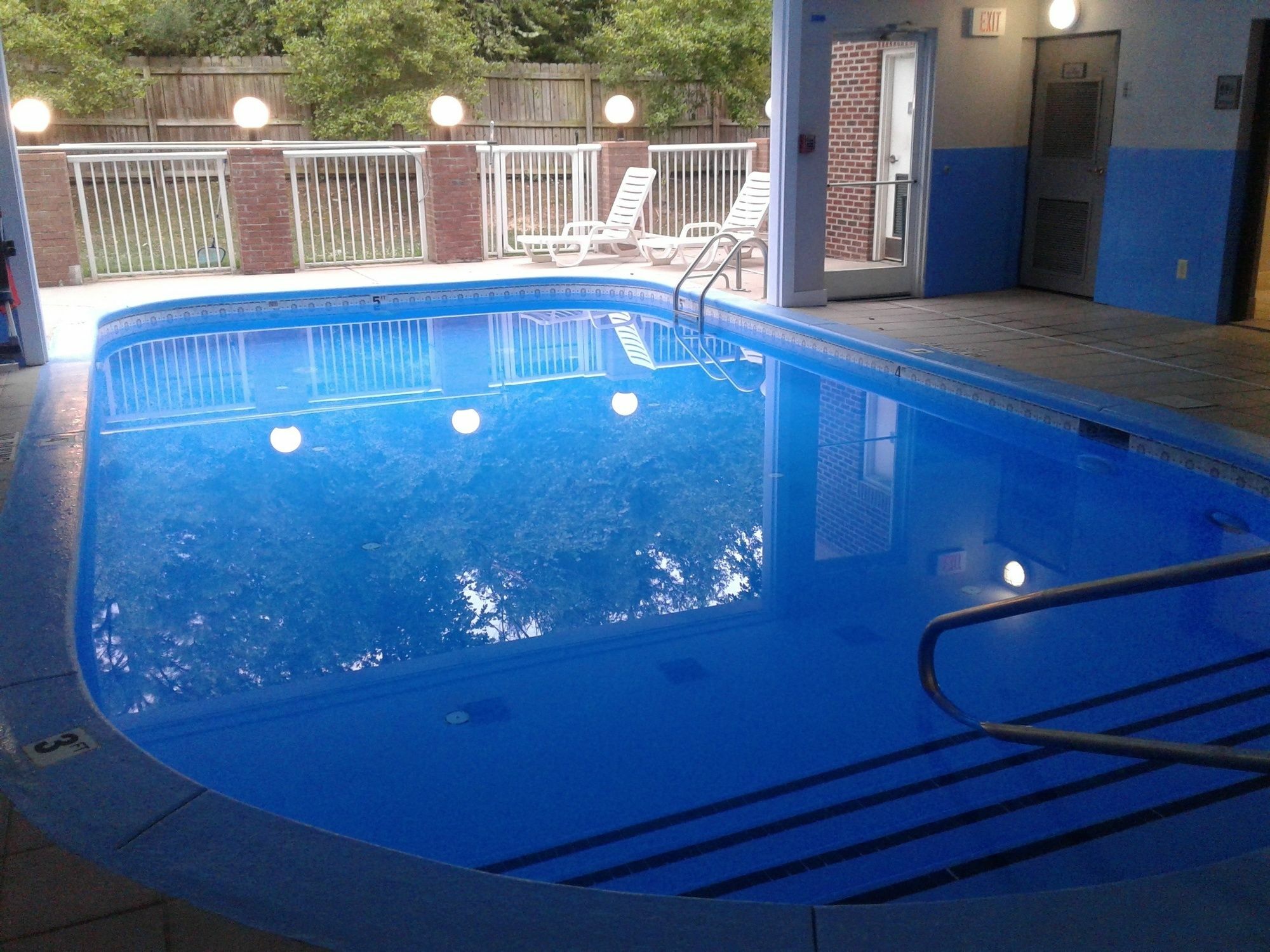 Country Inn & Suites By Radisson, Charlotte University Place, Nc ภายนอก รูปภาพ